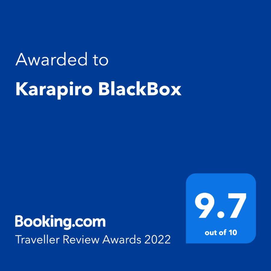 Karapiro Blackbox Екстериор снимка